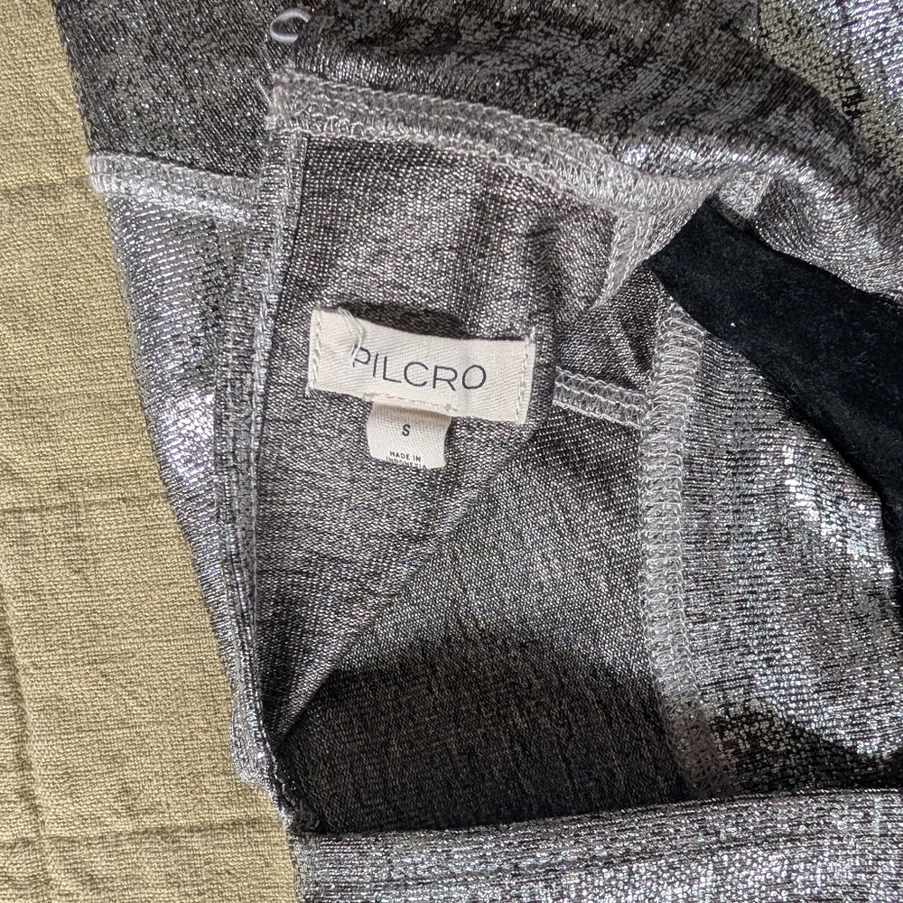 Anthropologie Pilcro Cap-Sleeve Mock-Neck Metallic Top - Picture 4 of 4